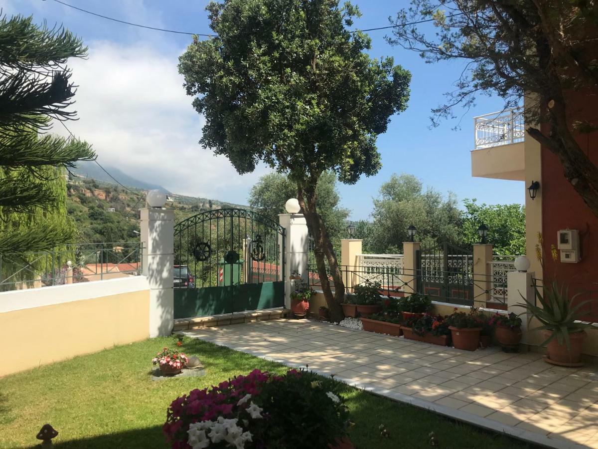 Naftilos 5* Lourdata (Kefalonia)