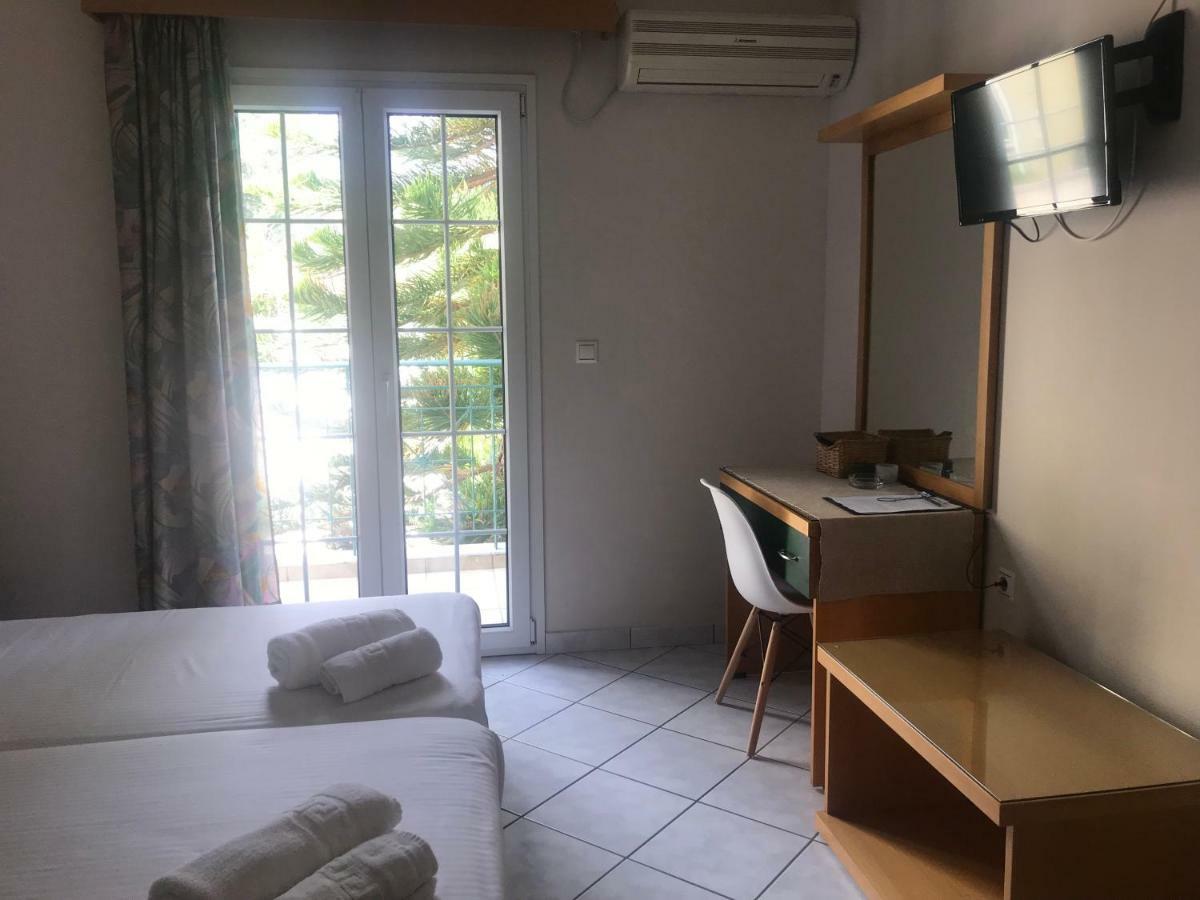 Naftilos Hotel