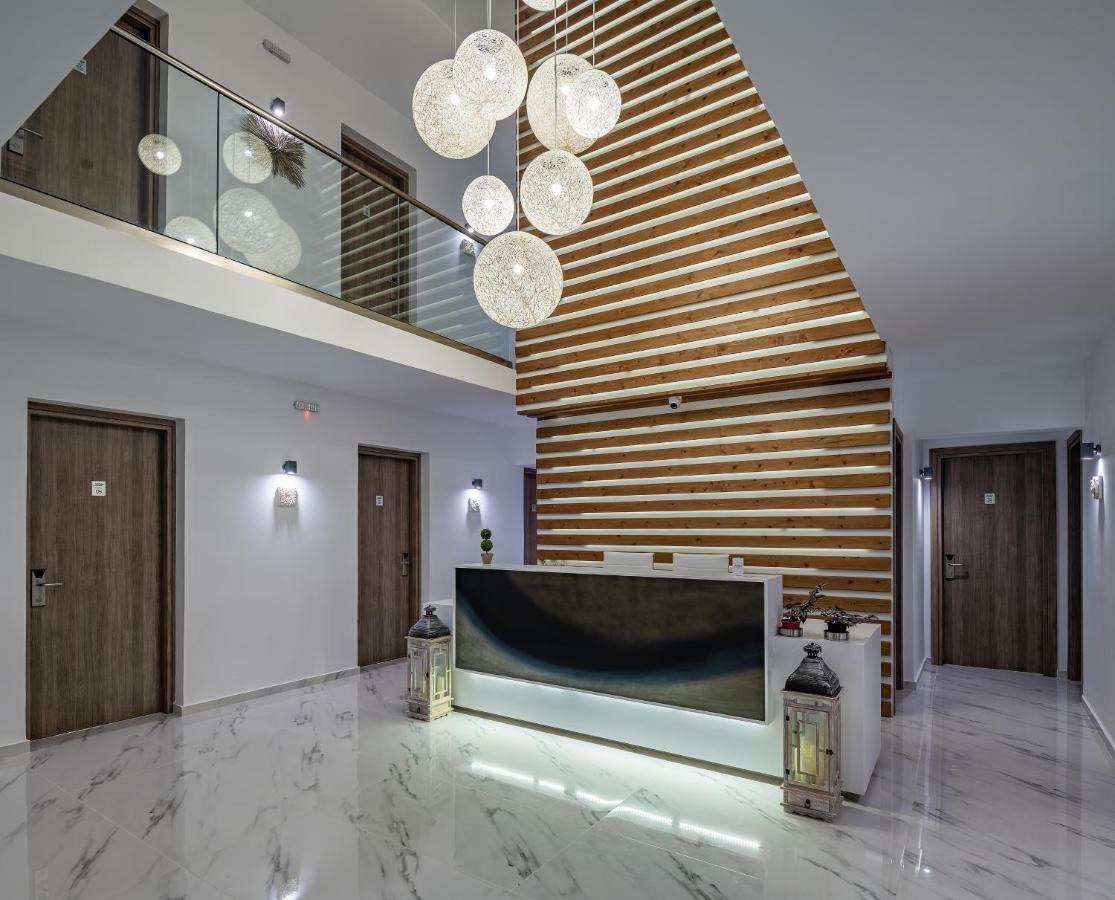Hotel Kyma & 3*