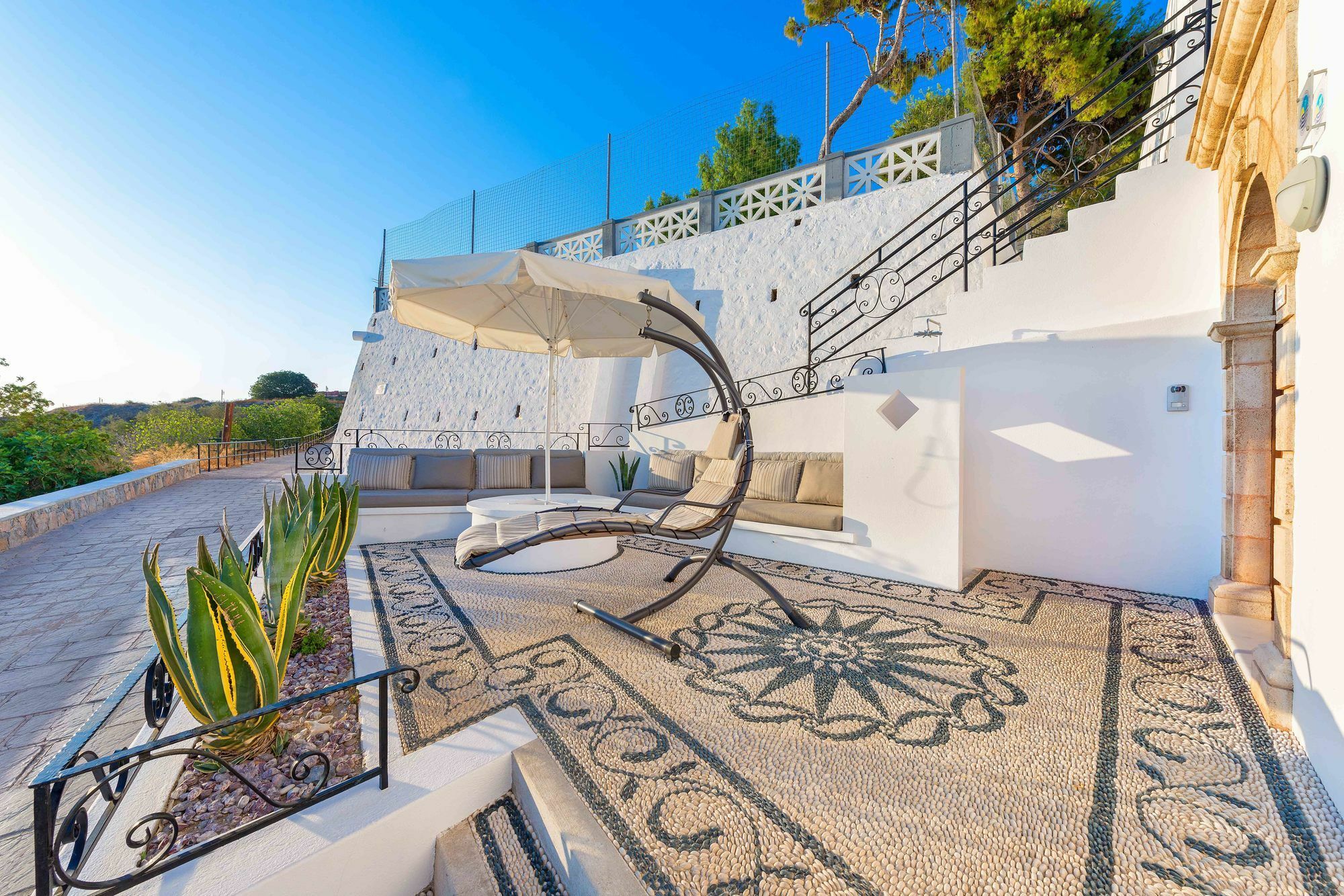 Shore Boutique Villa