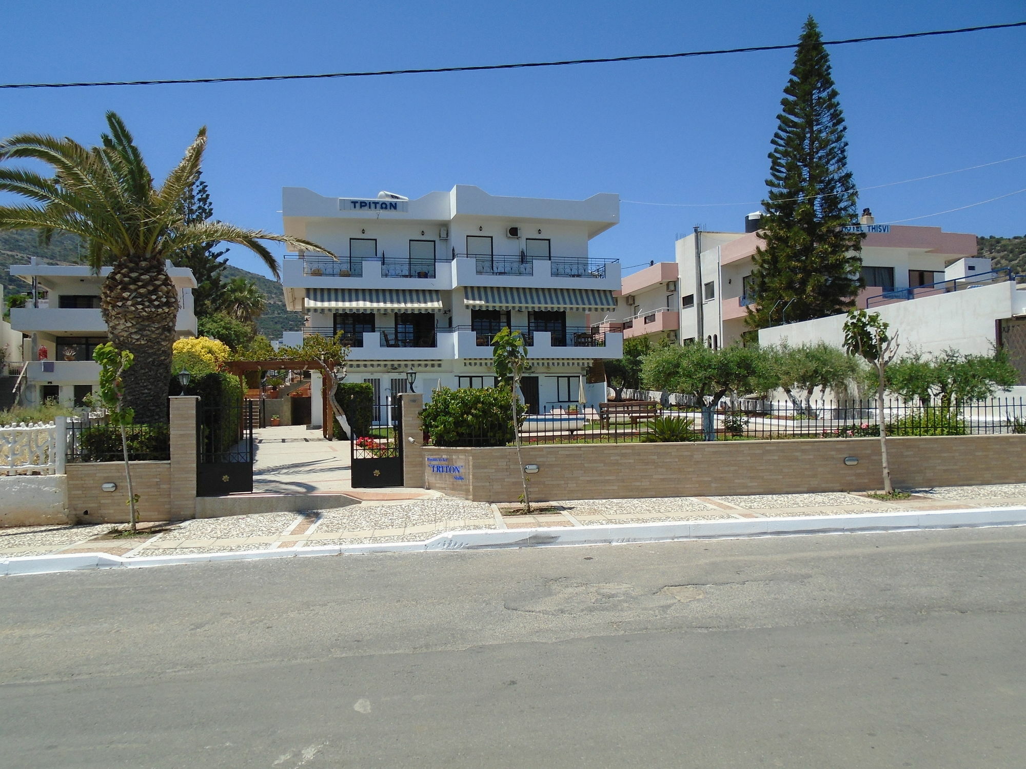 Triton Hotel 3*