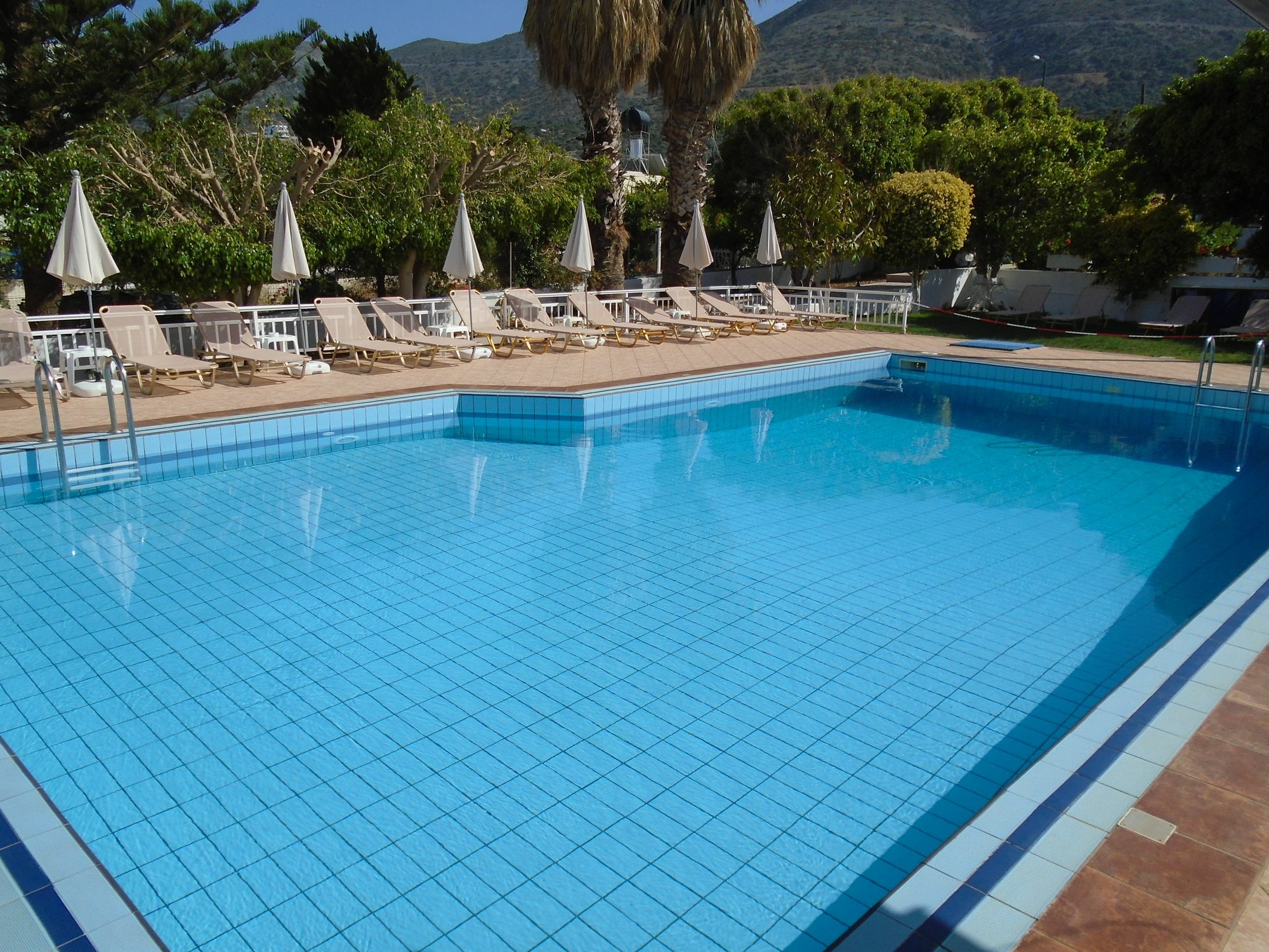 Hotel Triton 3*