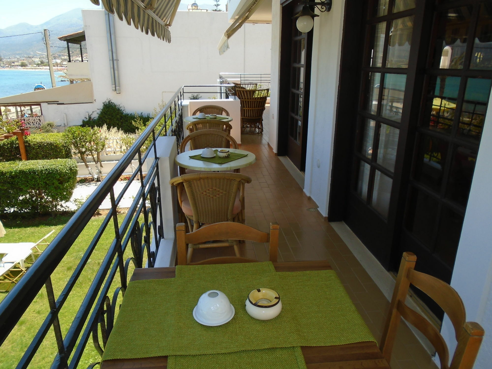 Triton Hotel 3*