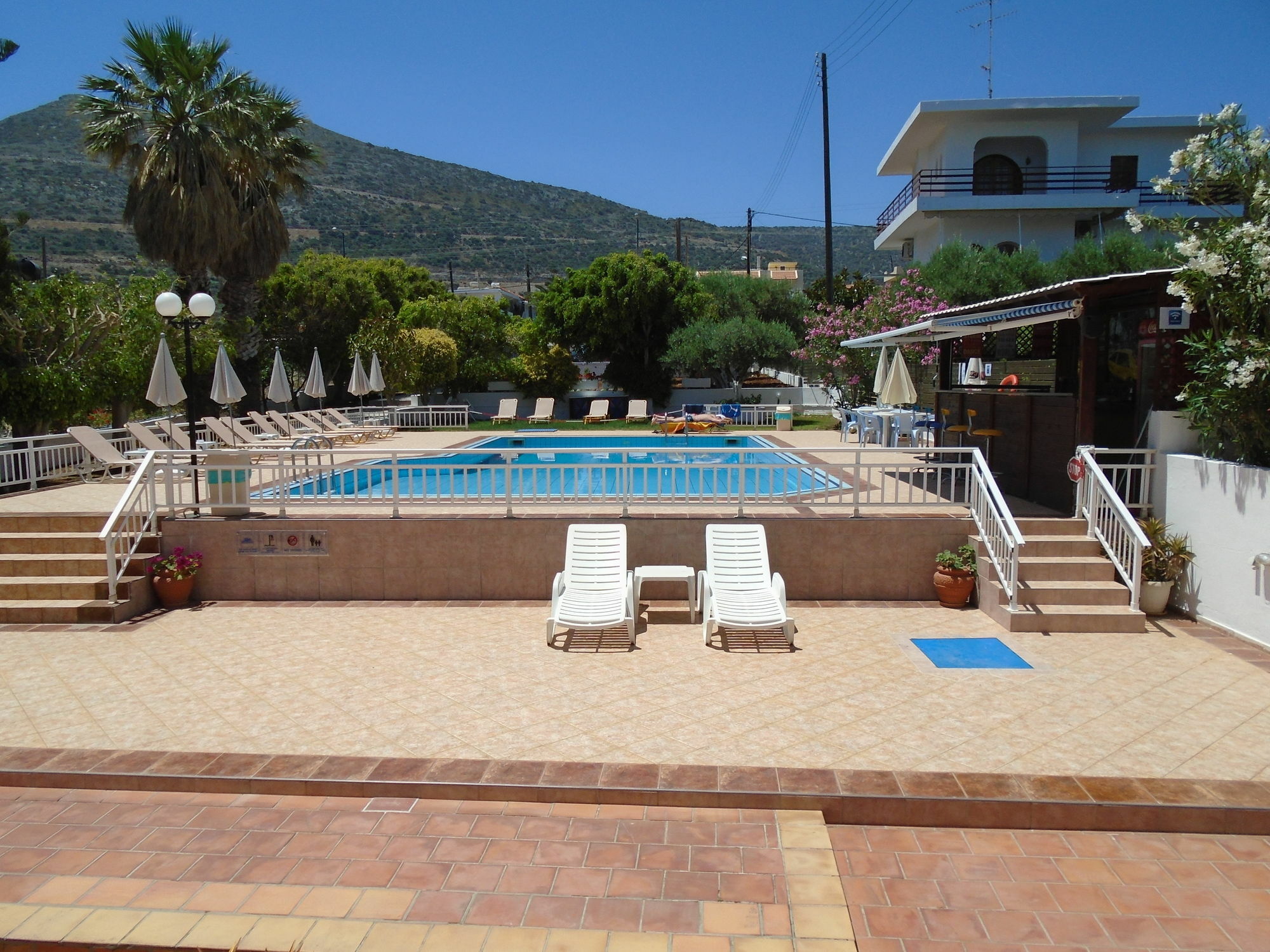 Hotel Triton 3*