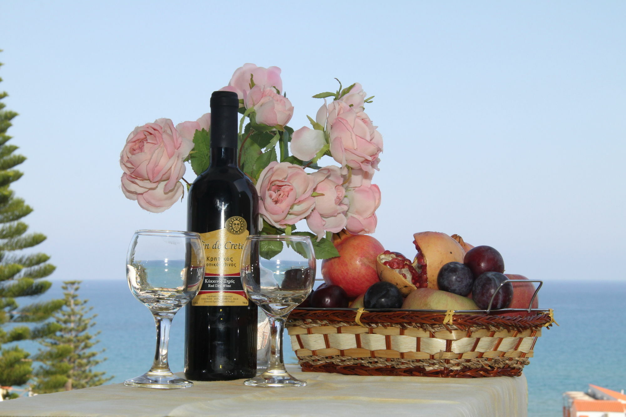 Hermes Sea View Aparthotel 3*