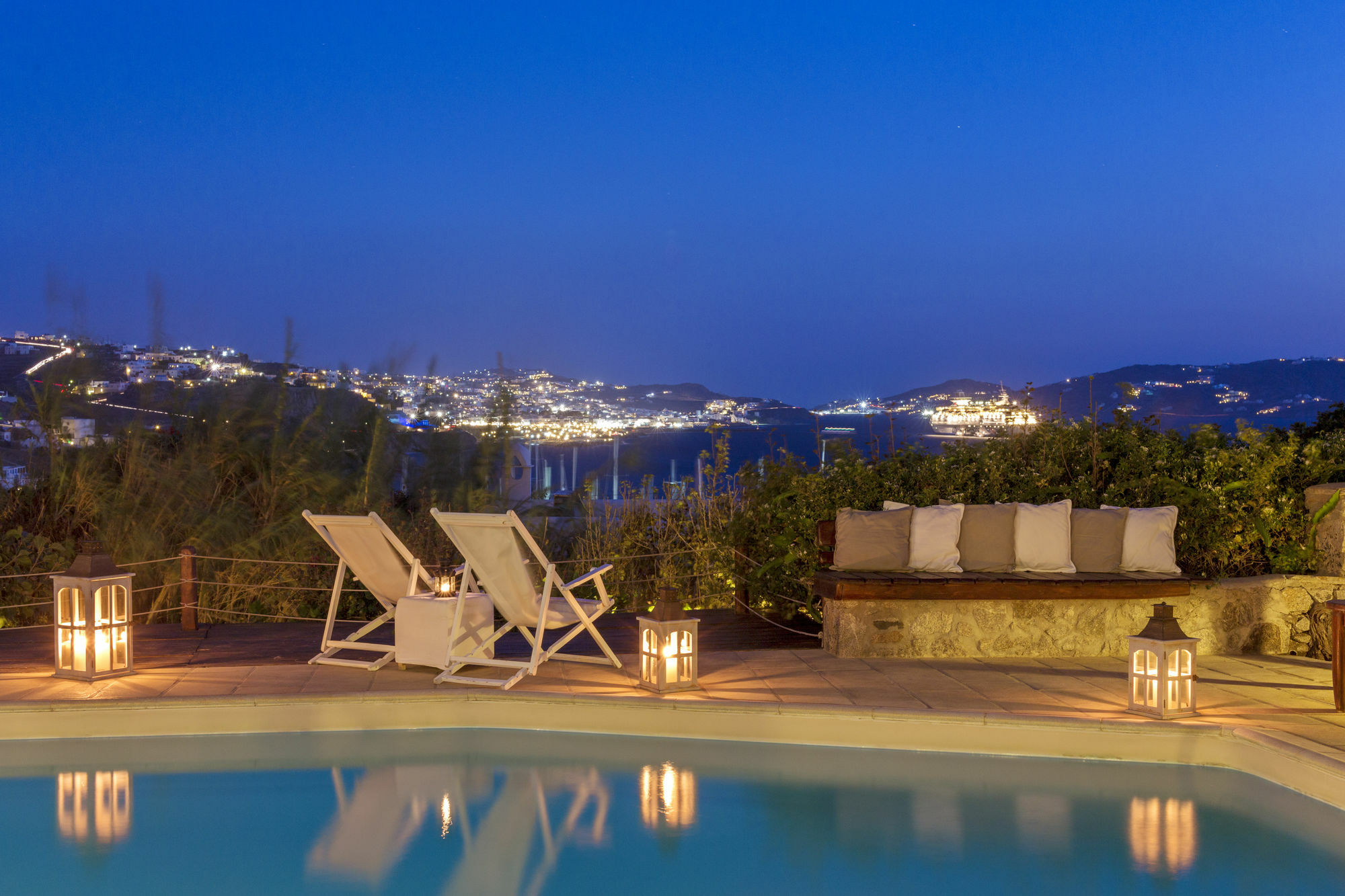 Hotel Rhenia 4*