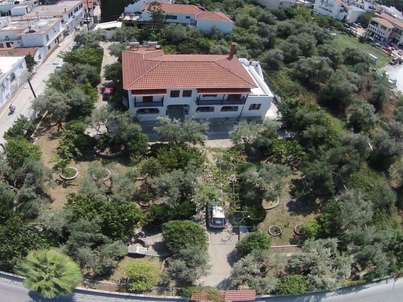 Naftilos Guest house *