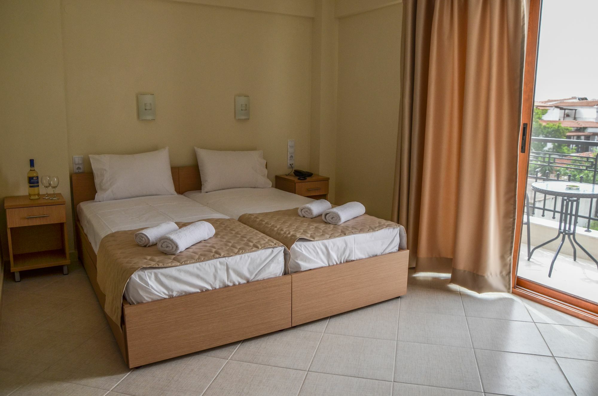 Anthena Aparthotel