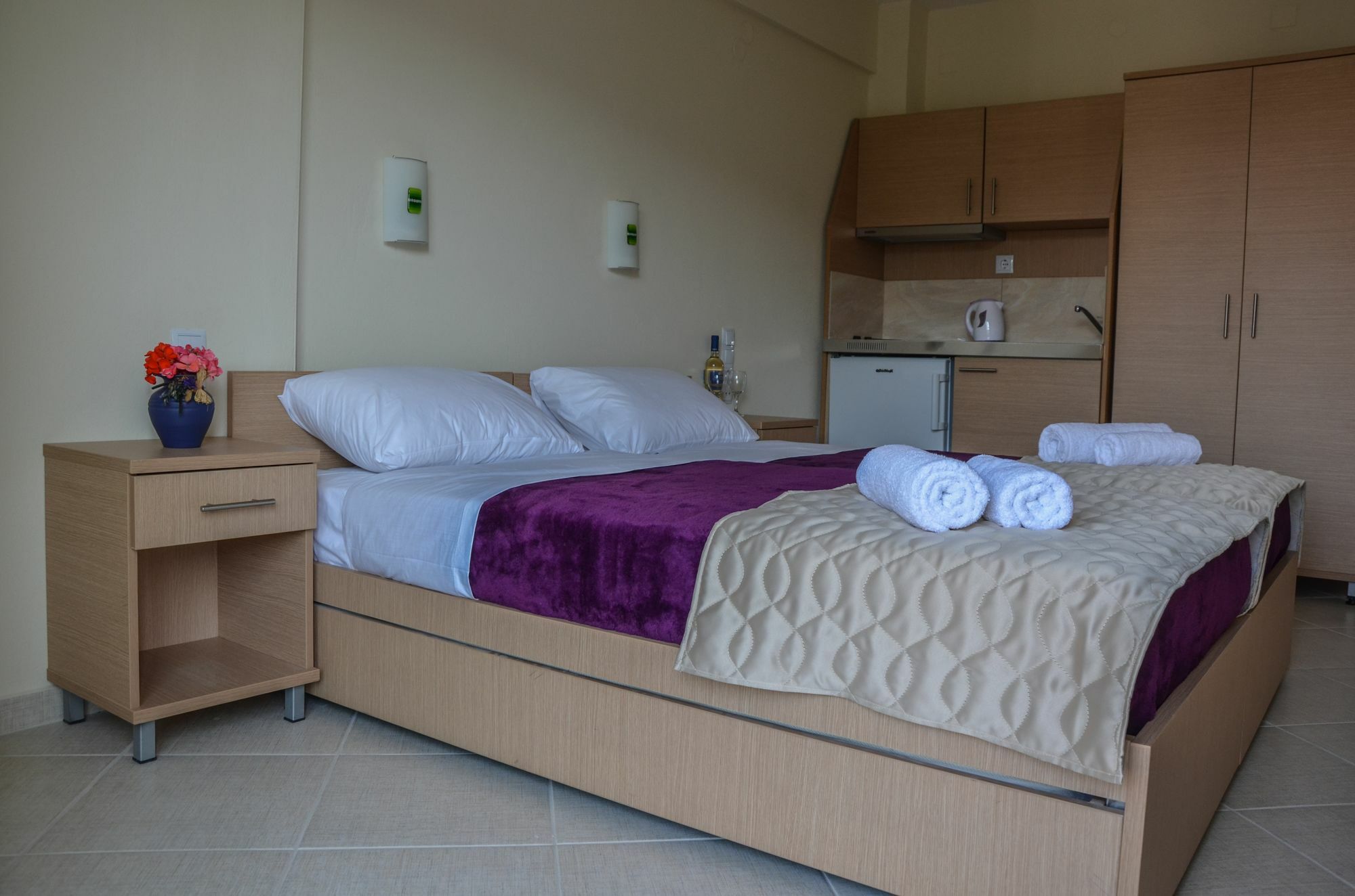 Aparthotel Anthena Skiathos Town