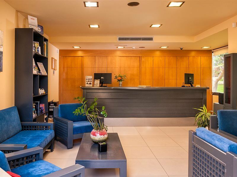 Golden Sun Apartment