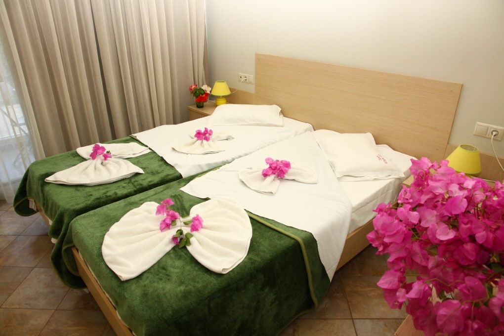 Resol Hotel Vlikhadha