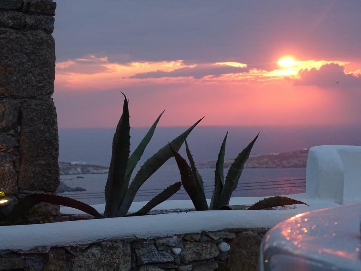 Tharroe Of Mykonos Boutique