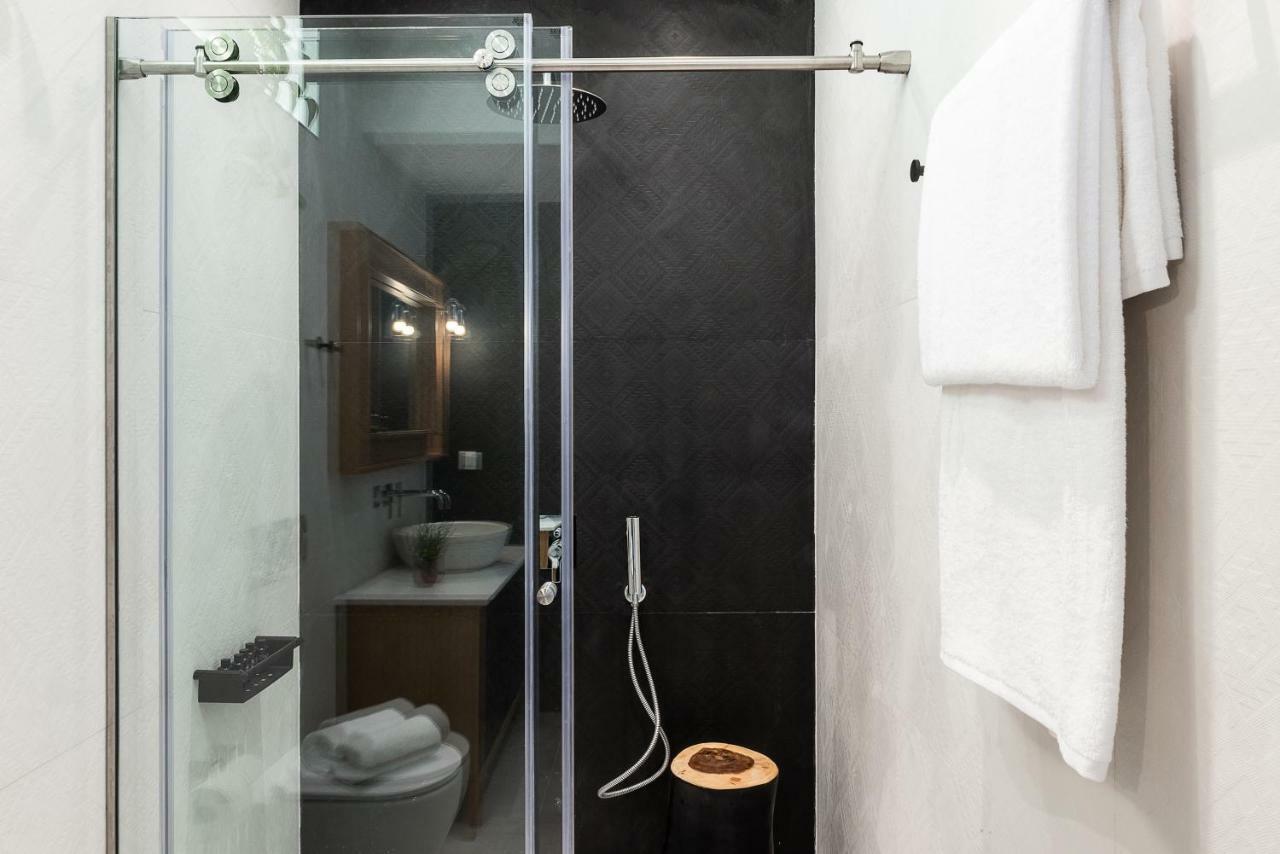 Blue Island Luxury Apartment Kato Daratso