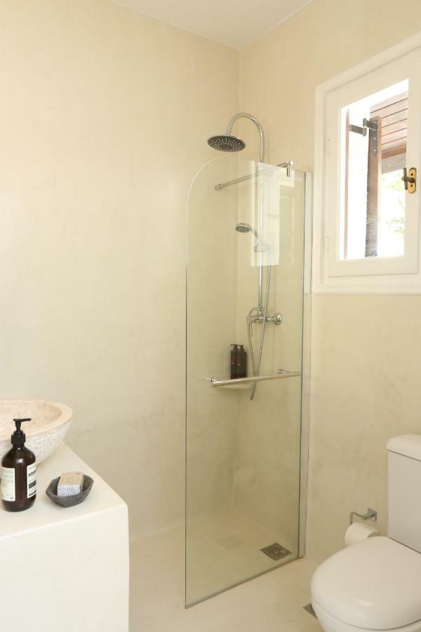 Seafront Calista House With Garden Holiday home *