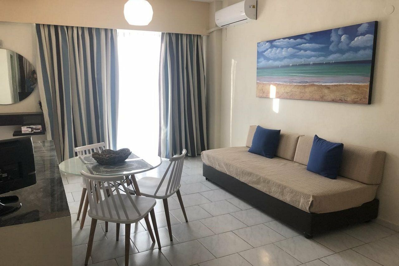 Oleander Apartment *