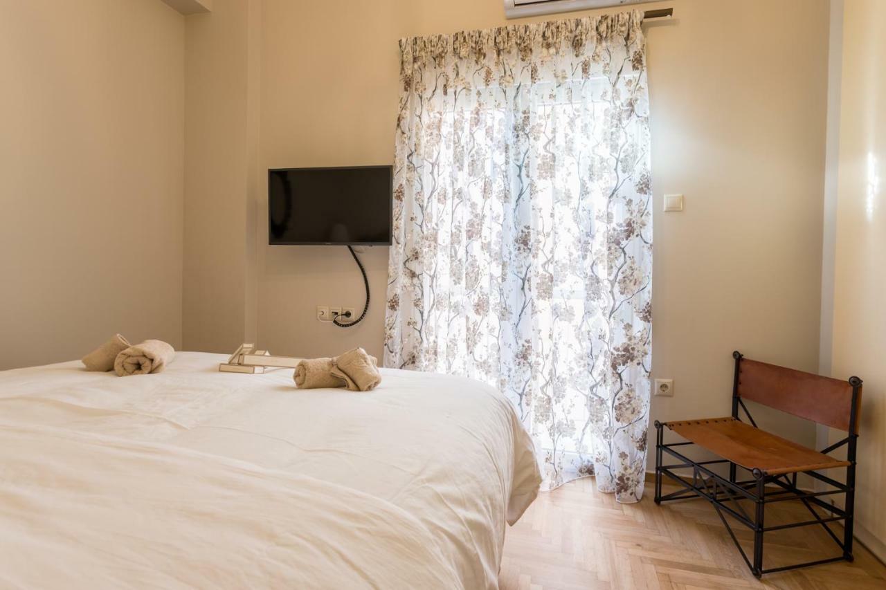 Acropolis Luxury Iris Apartment