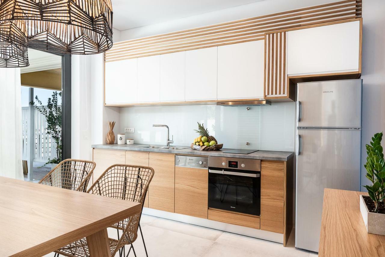 Blue Island Luxury Apartment Kato Daratso