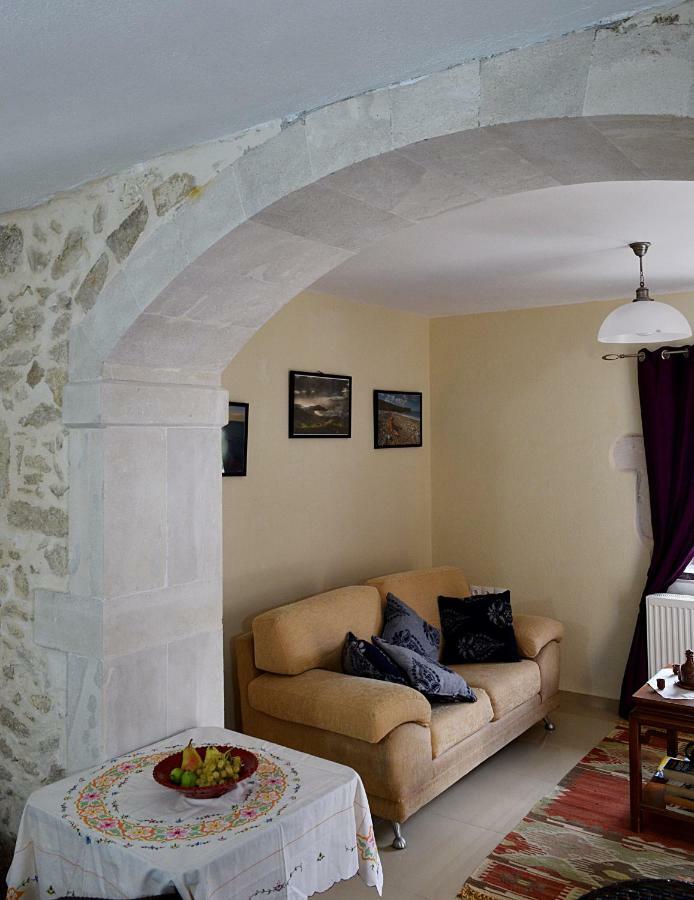 Arches Apartment *