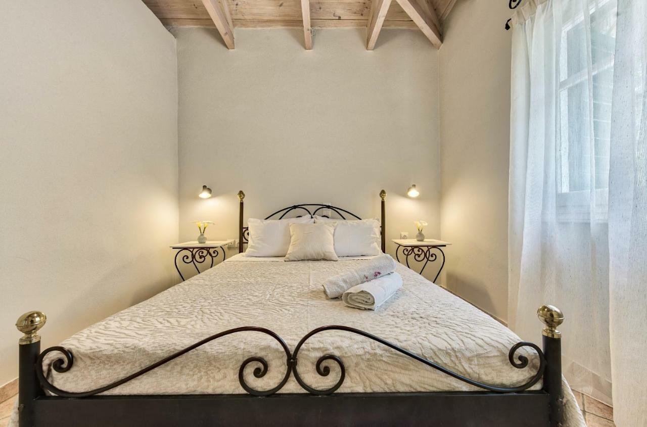 Argastares Villas