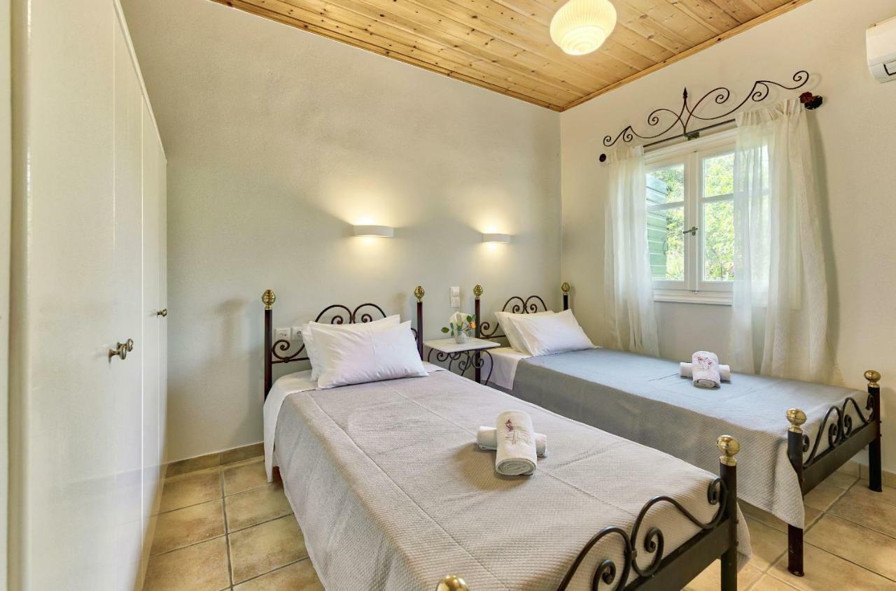 Argastares Villas