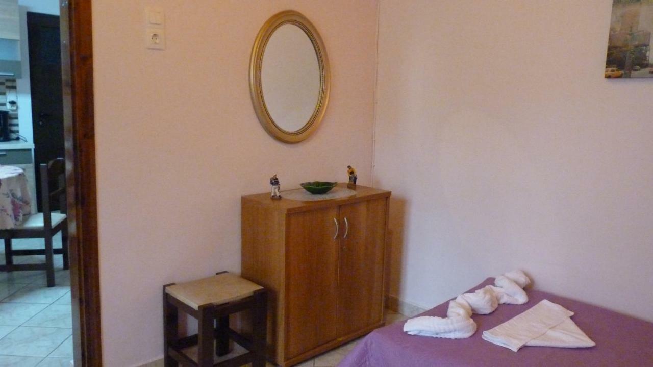 Gramvousa's Filoxenia Apartment Kissamos