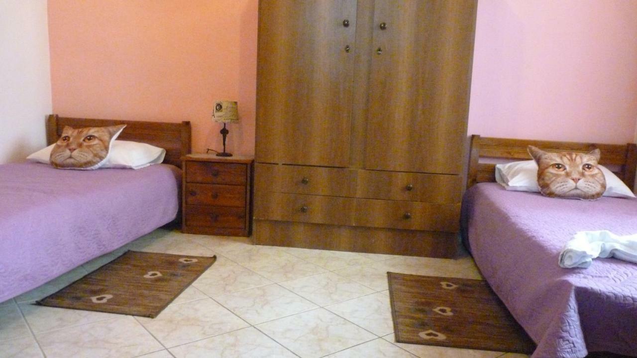 Gramvousa's Filoxenia Apartment Kissamos