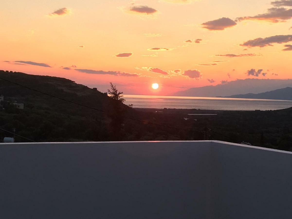 Landros Holiday home Kamilari
