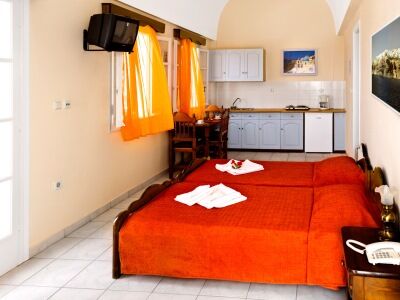 Aparthotel Dolphins 3*