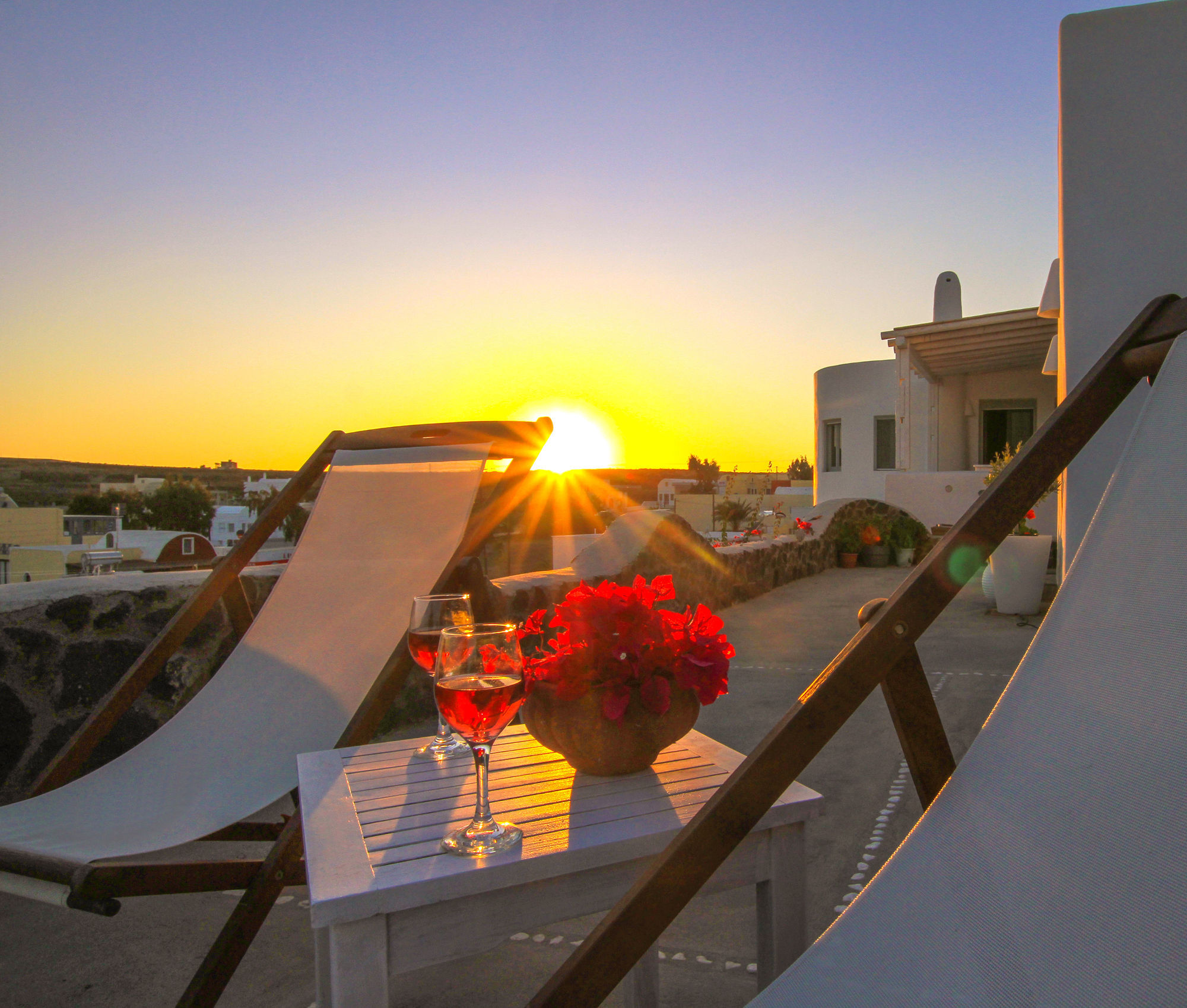 Shades Of White * Emporio (Santorini)