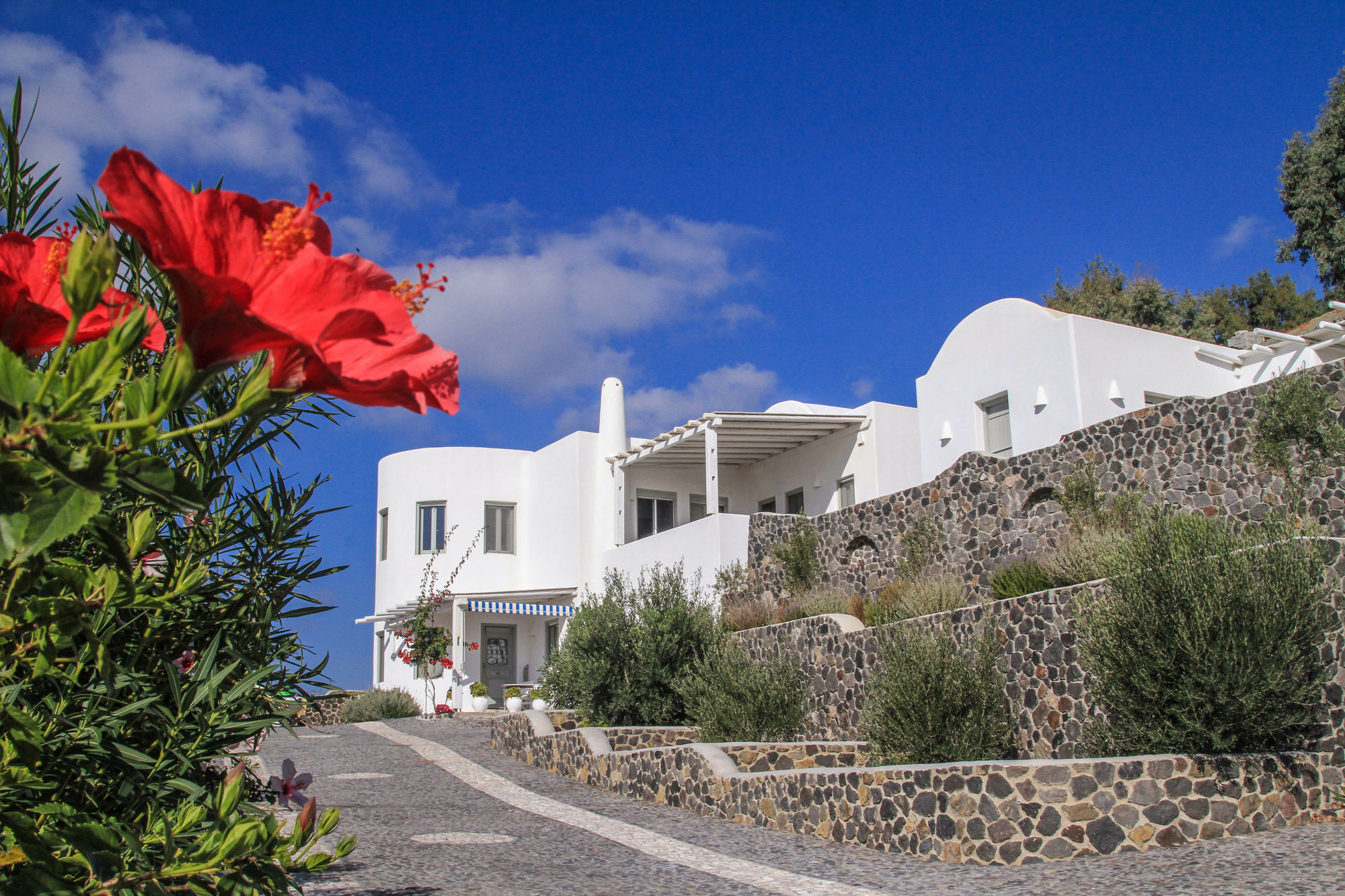Shades Of White * Emporio (Santorini)