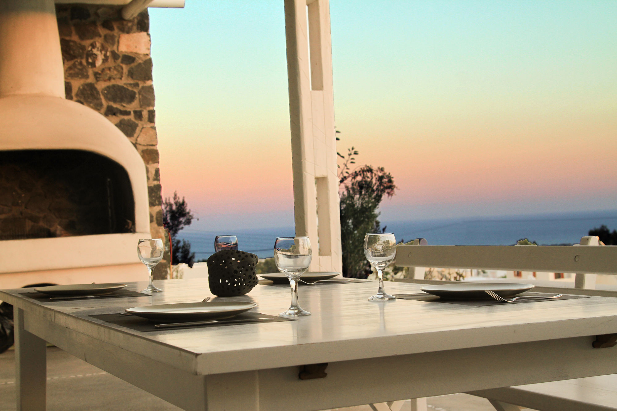 Apartment Shades Of White *