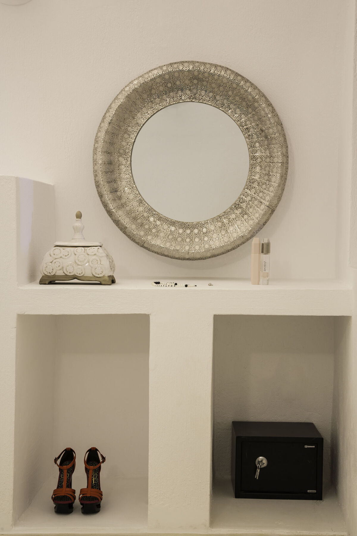 Ananda Apartment *