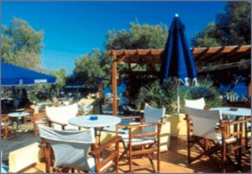 Aparthotel Dolphins 3*