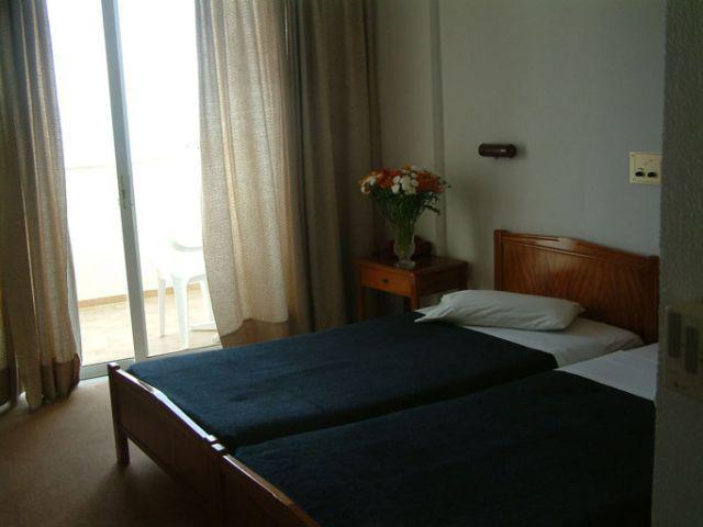 Hotel Kris Mari 3*