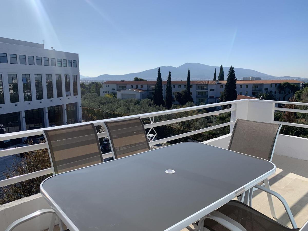 Spacious Renovated Marousi Kat *