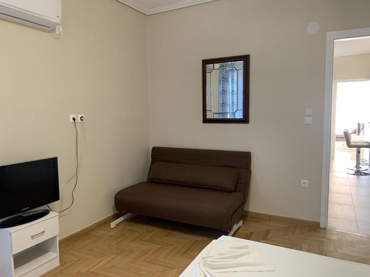 Spacious Renovated Marousi Kat Apartment Maroussi