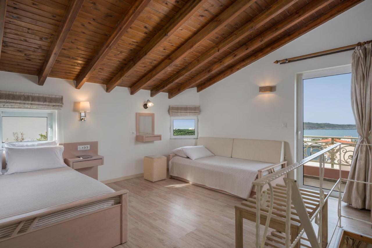 Pantanassa Villa *
