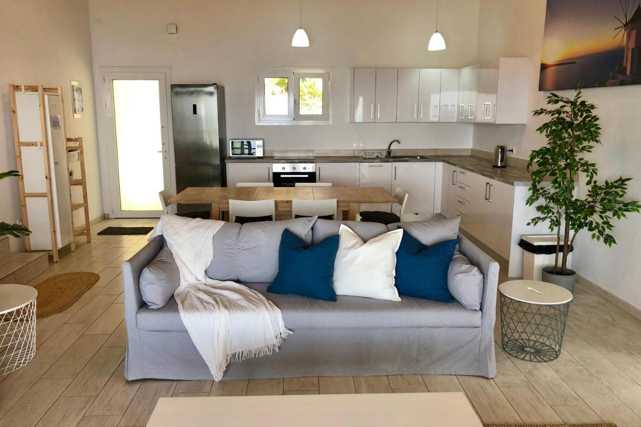 House Tanna: Corfiot Riviera With Sea Views