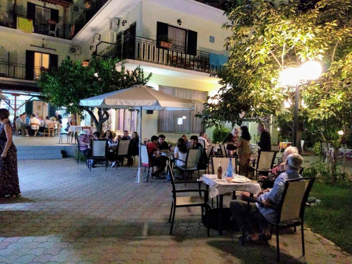 Des Roses Hotel 2*