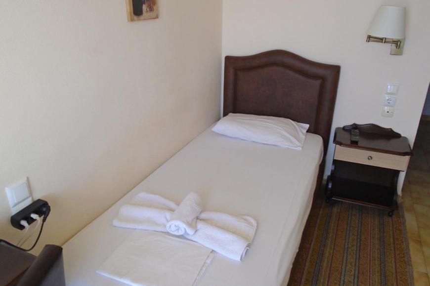 Hotel Triton 3*