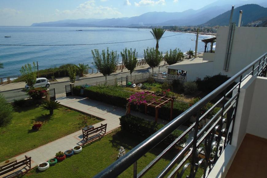 Triton Hotel