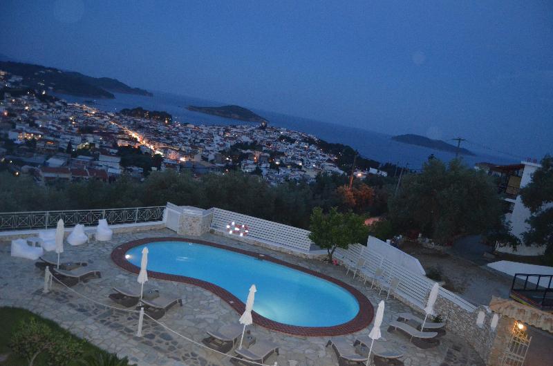 Blue Horizon Aparthotel Skiathos Town