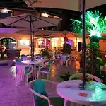 Billy\'S Rooms