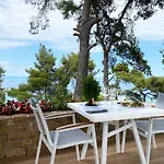 Eos Luxury Suites