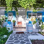 Dimitras Luxus House