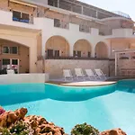 Neikos Mediterraneo Luxury Suites