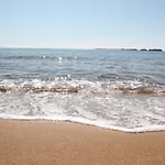 Alekos Beach Houses-Seti