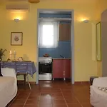 Alekos Beach Houses-Seti