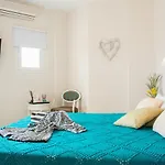 Windmill Beach Apts II By Estia