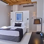 Karino Suite